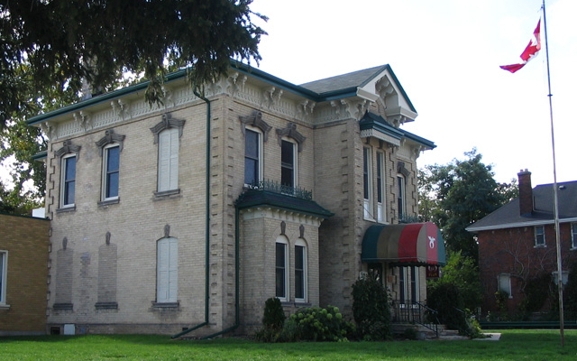 Former Brantford Shrine Club building at 525 Colborne Street